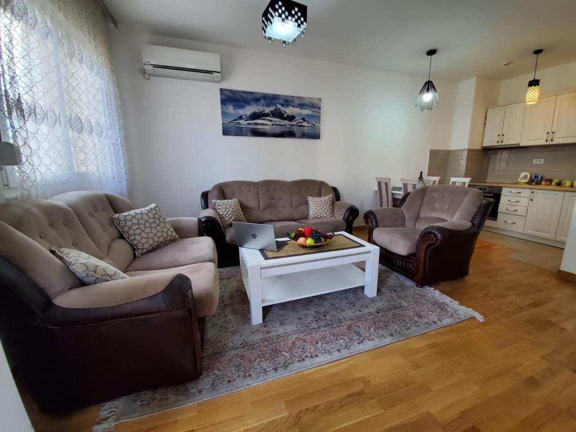 Gran Premium Apartment Podgorica Luaran gambar